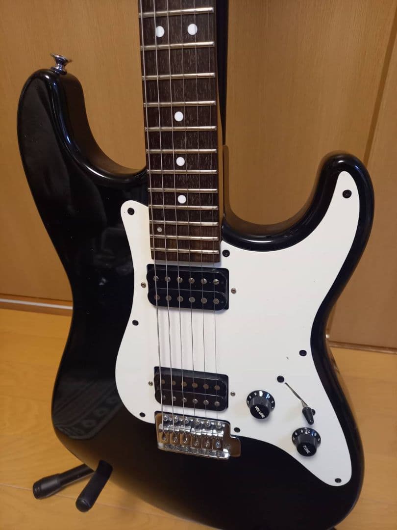 【ジャンク品】Charvel エレキギター CSTブラック