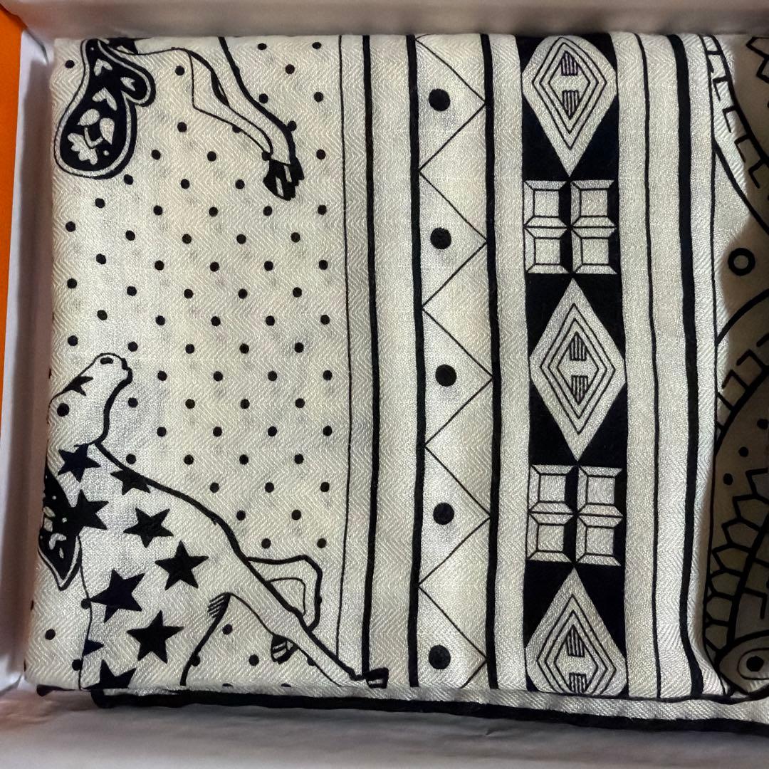 新品・2025AW エルメス カシシル140 シュヴァルドゥクールバンダナ