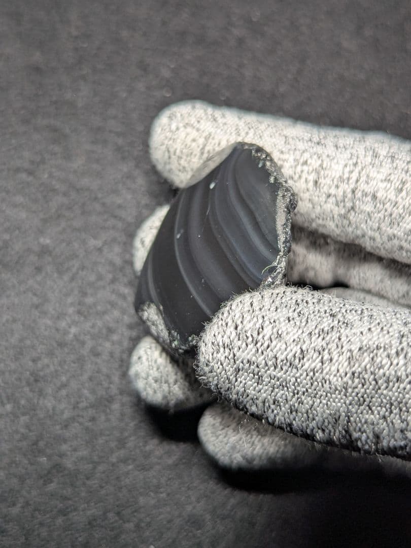 【研磨品】十勝石玲瓏　北海道産レインボーオブシディアン　十勝石　玲瓏石　黒曜石