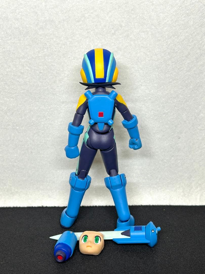 4インチネル ロックマンエグゼ 千値練 フィギュア CAPCOM ROCKMAN