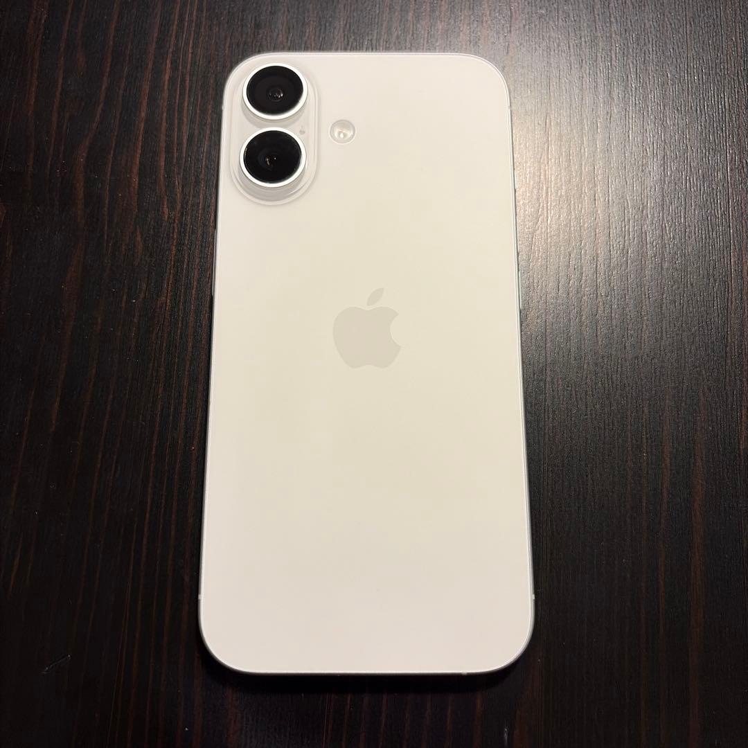 iPhone16 256GB 本体 白 美品 96% 箱付き iPhone 【国内版SIMフリー・新品未開封】iPhone16 256GB ホワイト