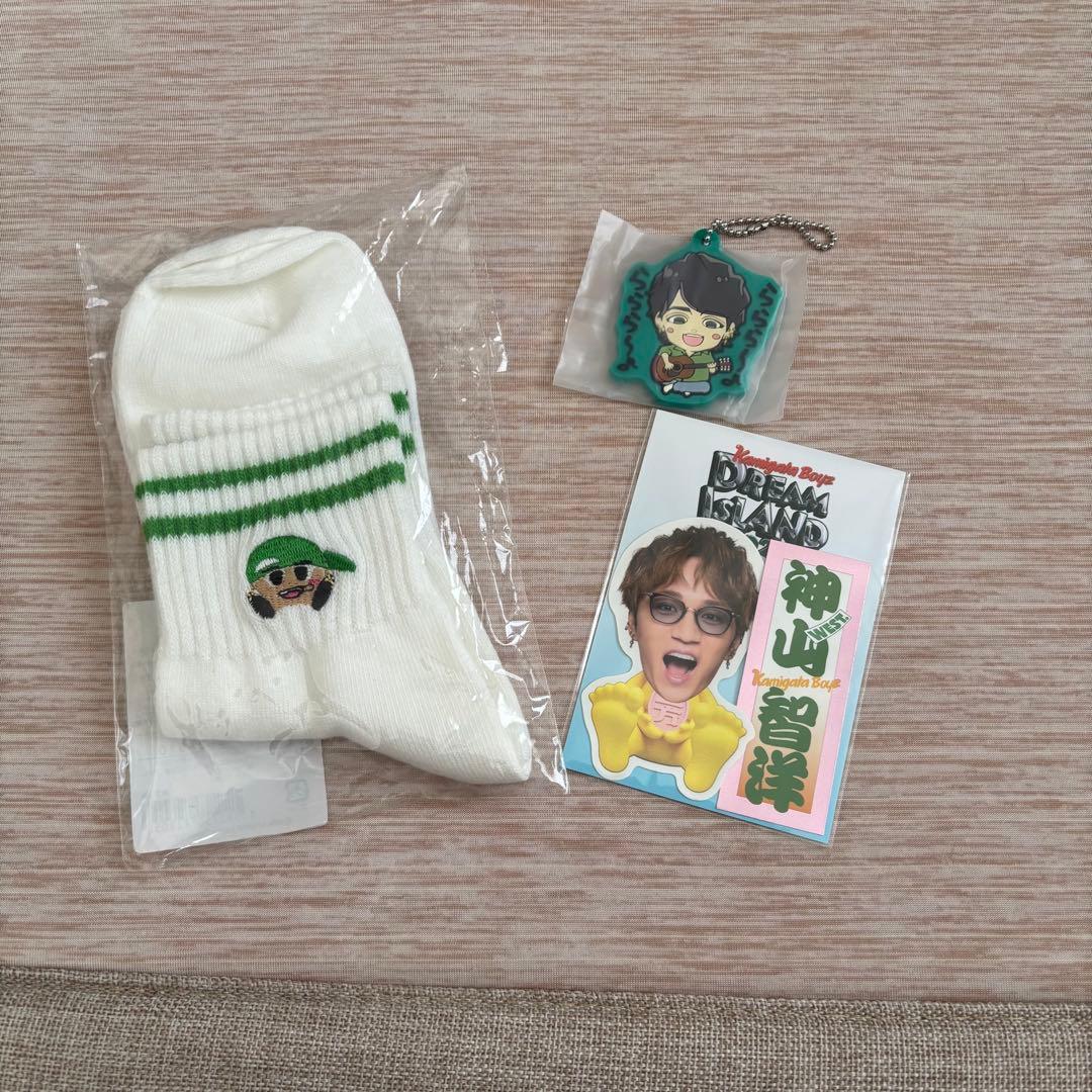 ジャニーズWEST WEST. 神山智洋 グッズ まとめ売り - メルカリ