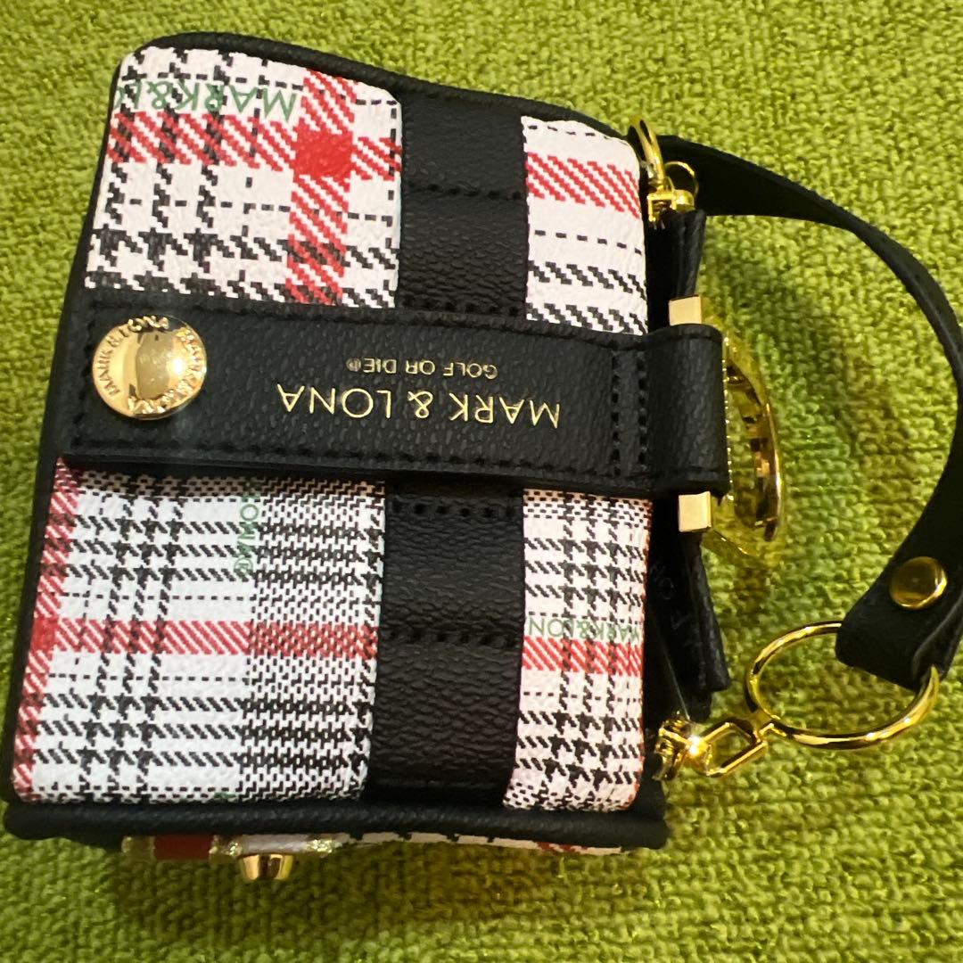 マークアンドロナ ゴルフボールポーチ 未使用 - ラウンド用品