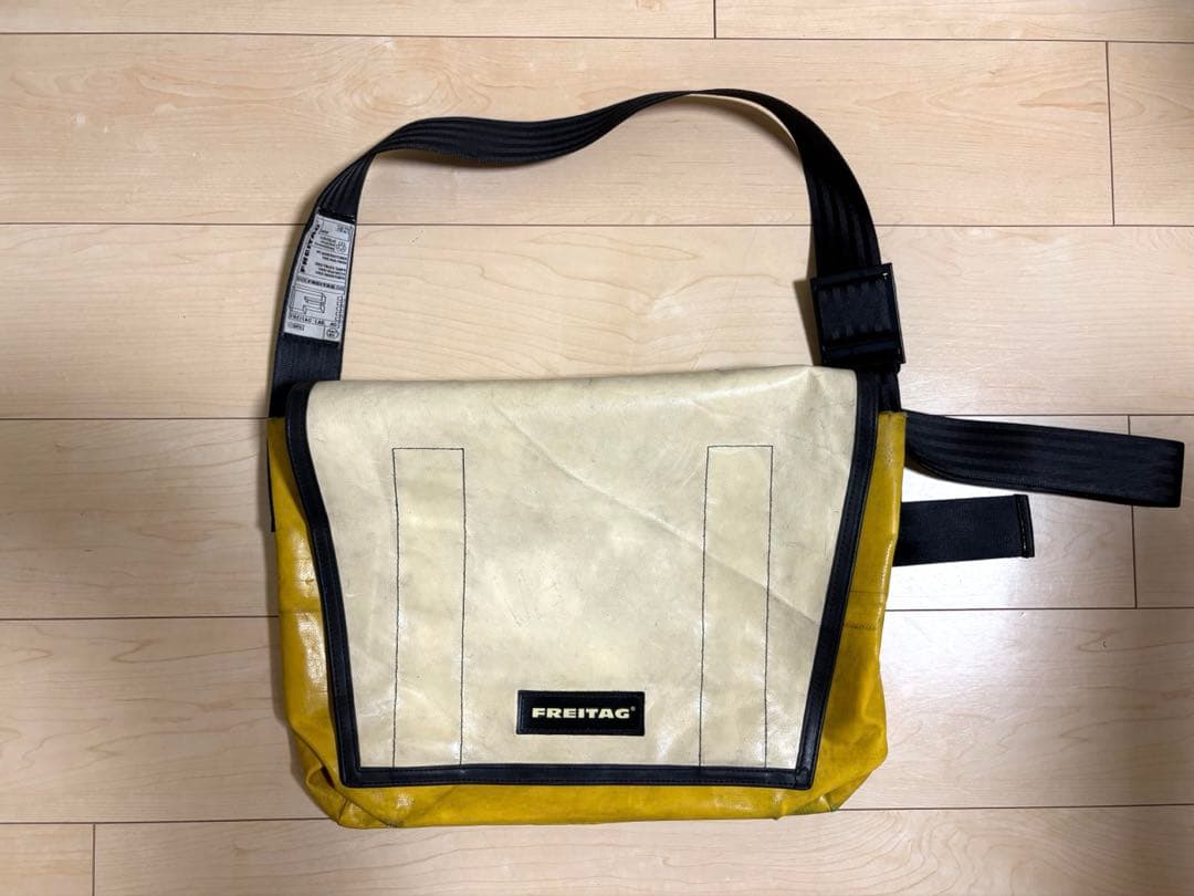 【値下しました】FREITAG フライターグ　メッセンジャーバッグ オンラインストア | FREITAG