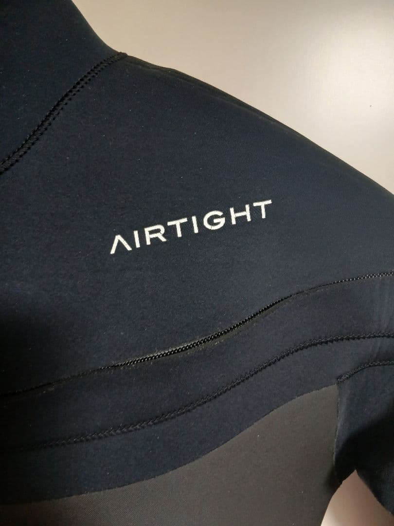 AIRTIGHT 黒 長袖・長ズボンウェットスーツ 最終値下げ - サーフィン