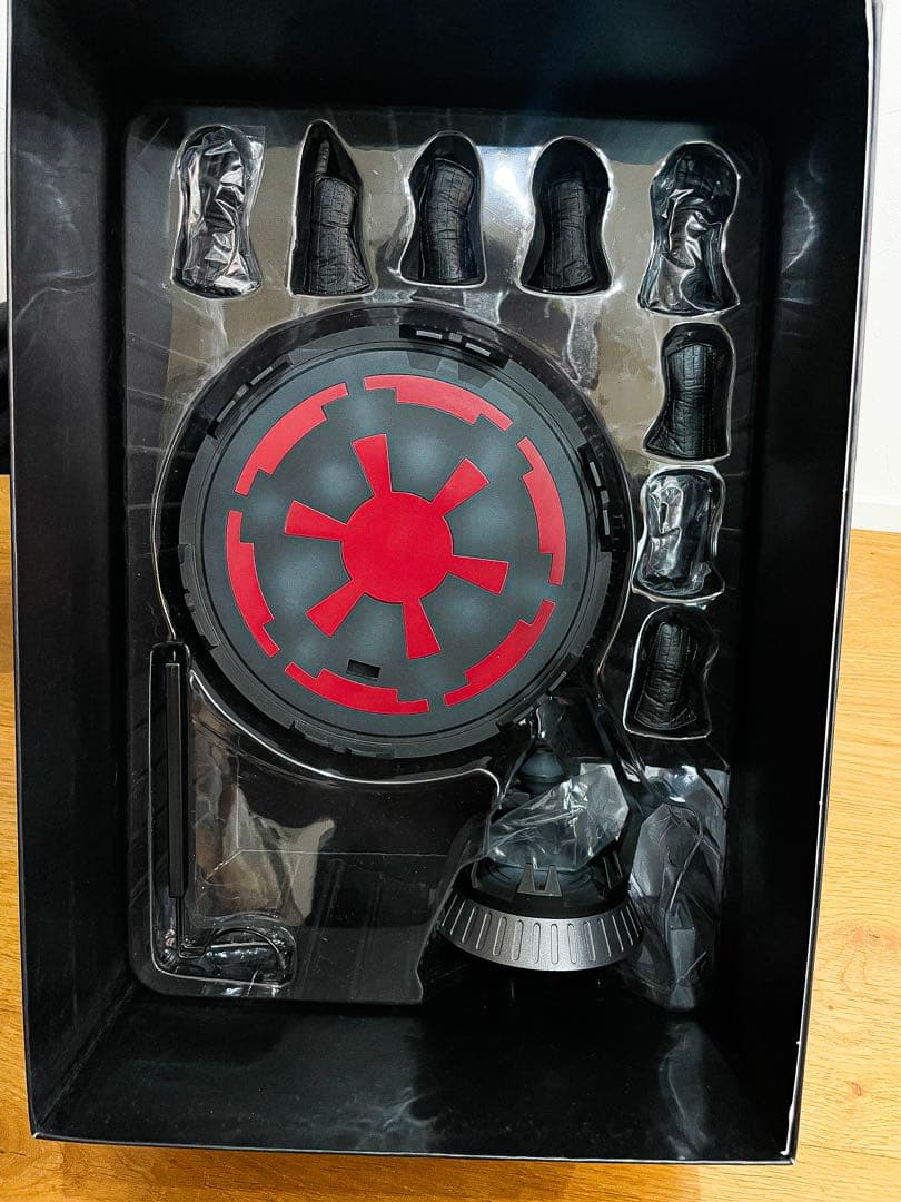 希少　限定生産　スターウォーズ 1/6 ダース・ベイダー ホットトイズ