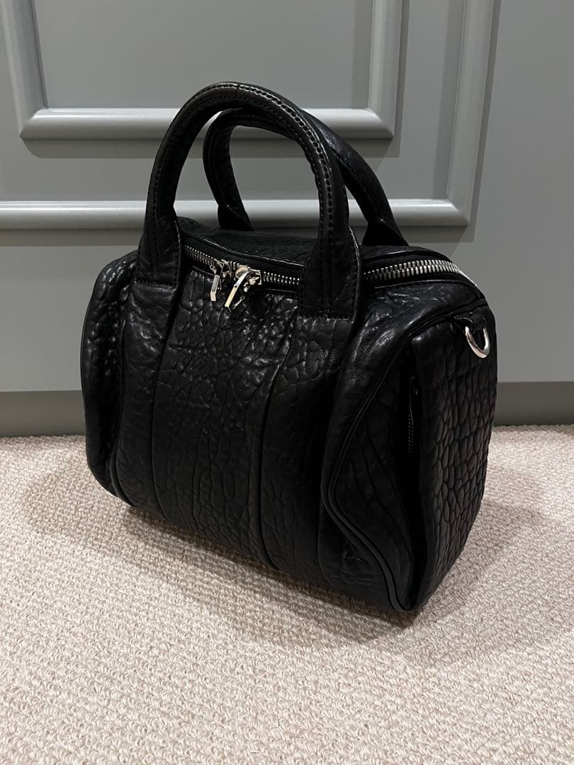 alexander wang アレキサンダーワン スタッズ付き ハンドバッグ - メルカリ