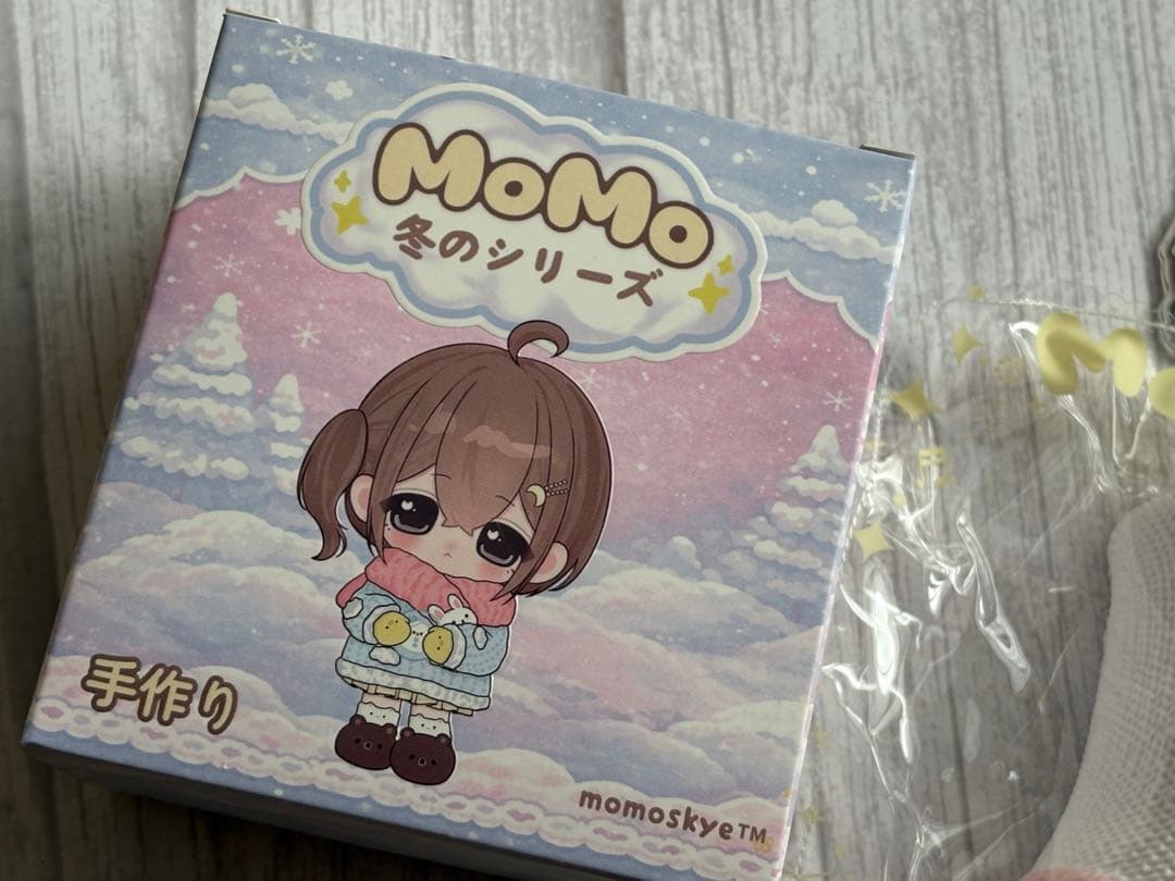 MoMoスクイーズ(冬のシリーズ・うさぎさんくつ下) - メルカリ