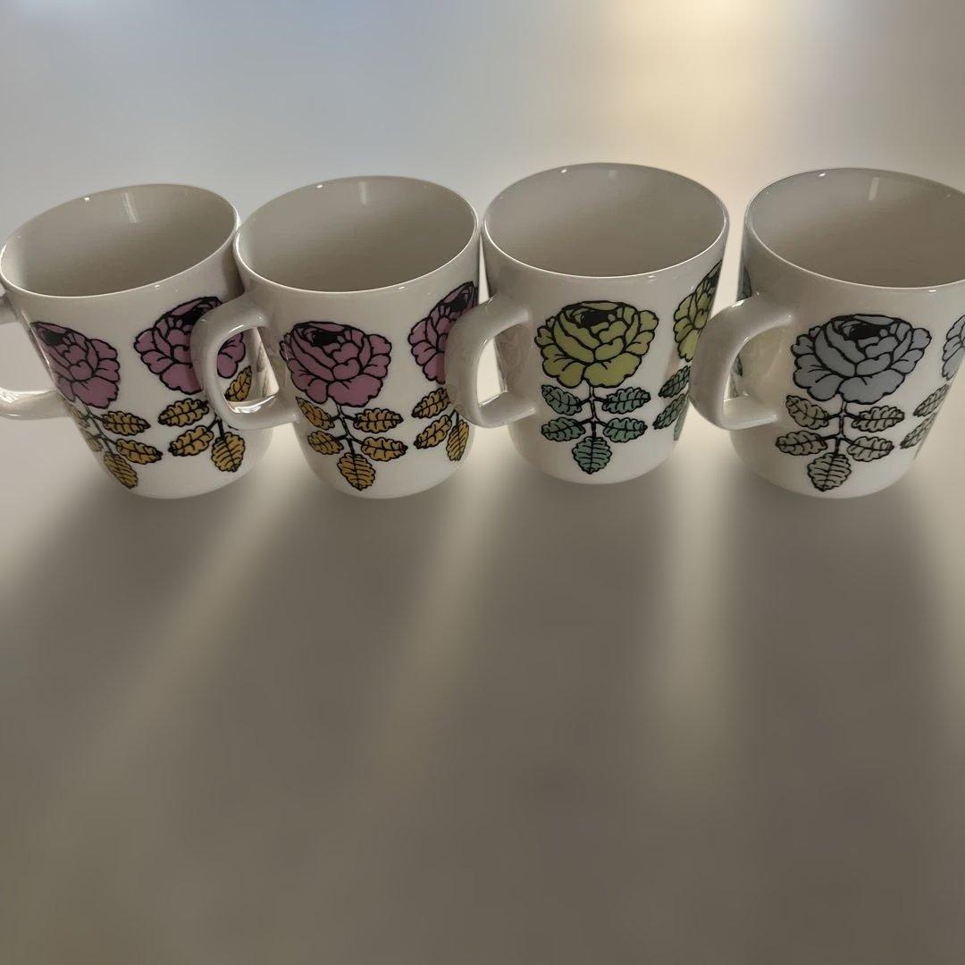 Marimekko マリメッコ　マグカップ　ヴィヒキルース　廃盤4個セット Marimekko マリメッコ マグカップ ヴィヒキルース 廃盤4個セット