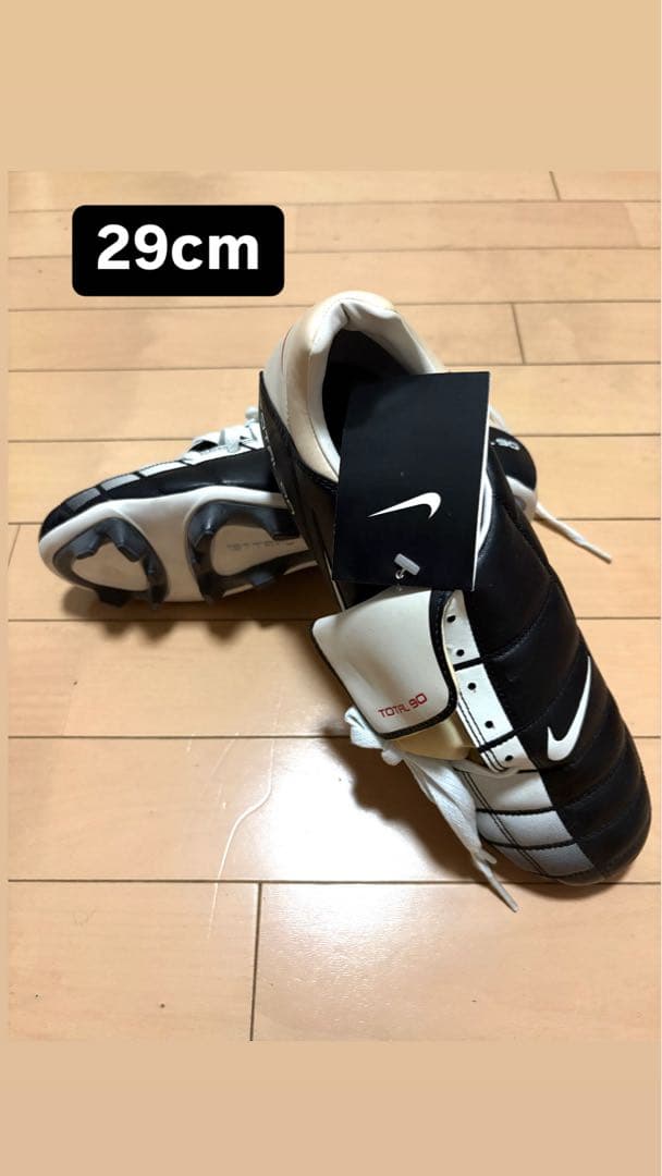 NIKE TOTAL 90 サッカーシューズ 29cm Nike Total 90 Red White Indoor Soccer Shoes, Size 10.5 BNIB HQ2851