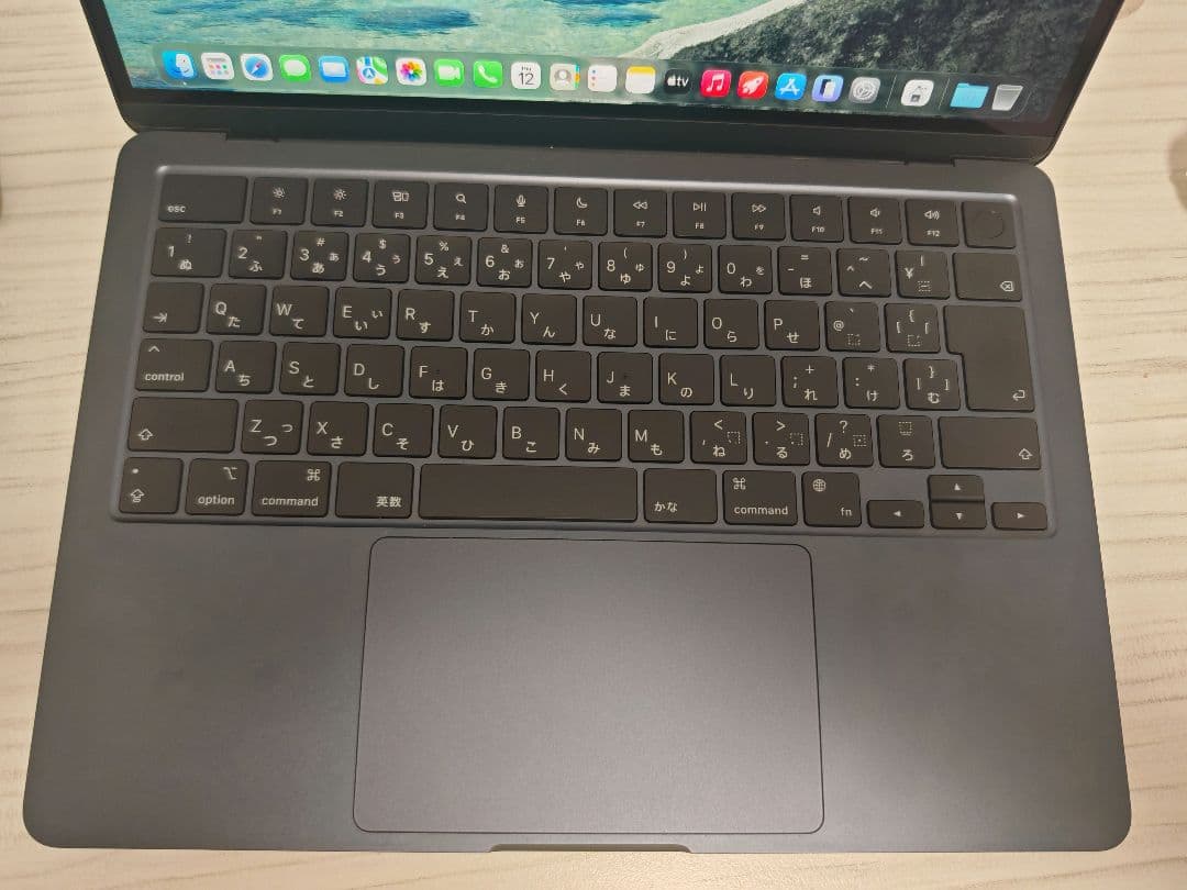 MacBook本体 Apple Macbook Air M2/8/256