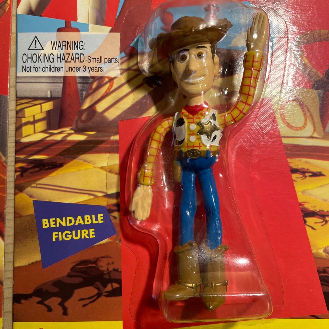 ディズニー　トイストーリー　フィギュア　3体セット