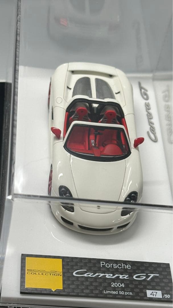 ミニカー Porsche Carrera GT2004Arctic White / Red