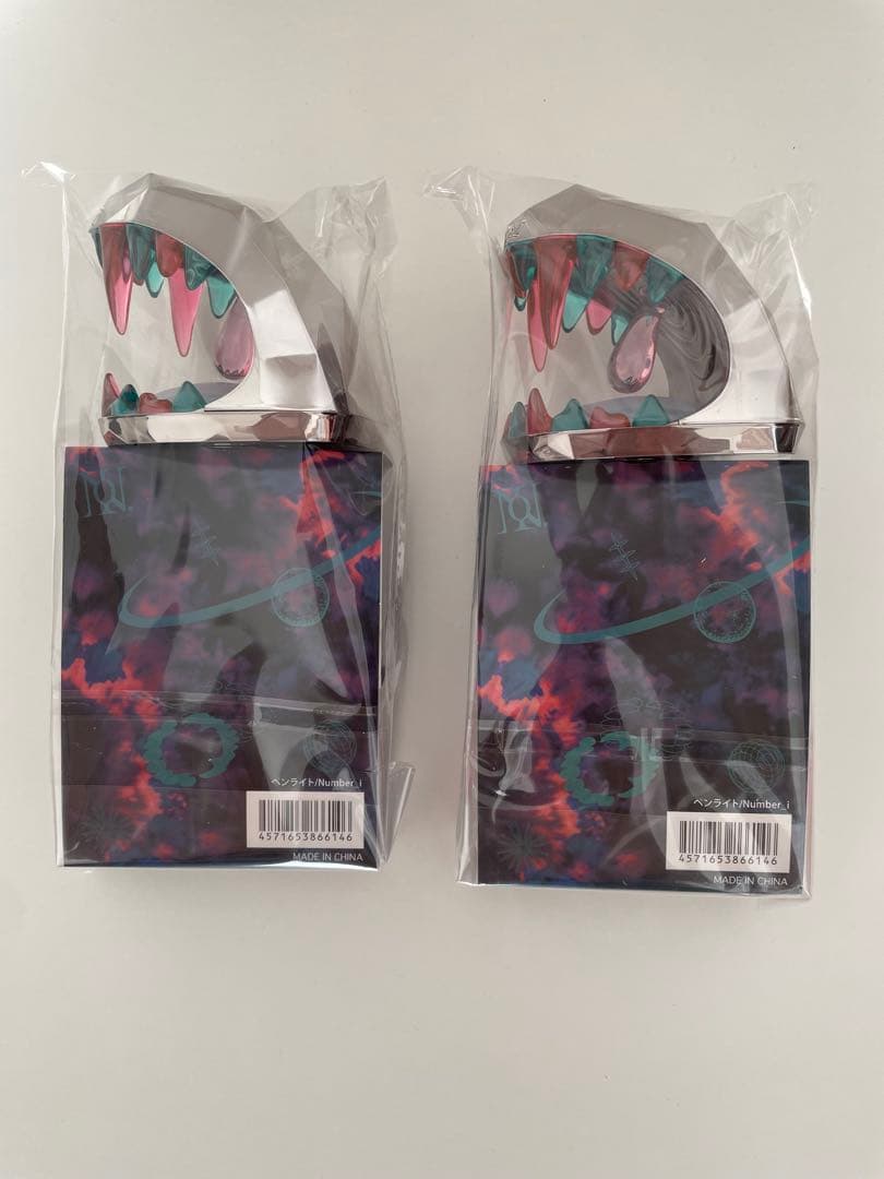 Number_i ペンライト 2個