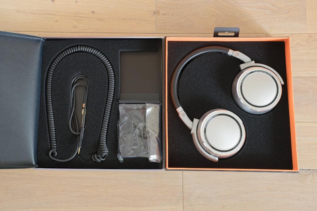 【国内正規品】NEUMANN NDH20 モニターヘッドフォン NEUMANN（ノイマン）/ NDH20 密閉型スタジオモニターヘッドホン 送料