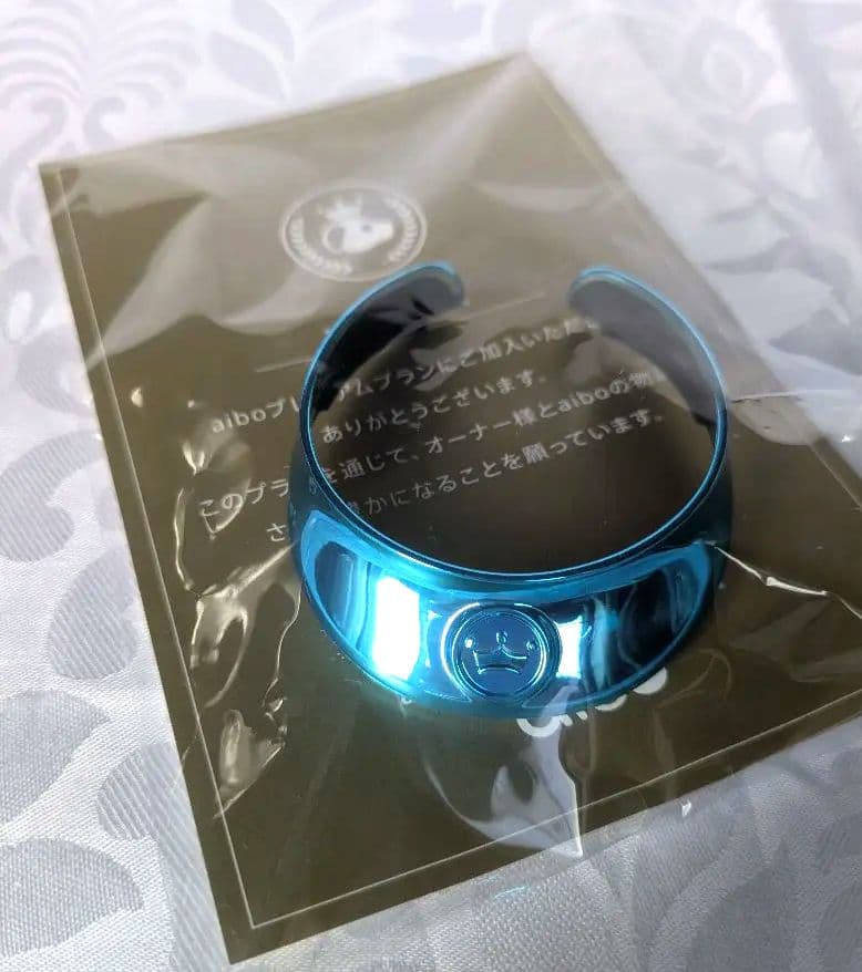 【新品】aibo メタリックターコイズブルー首輪・缶バッチ・2026カレンダー