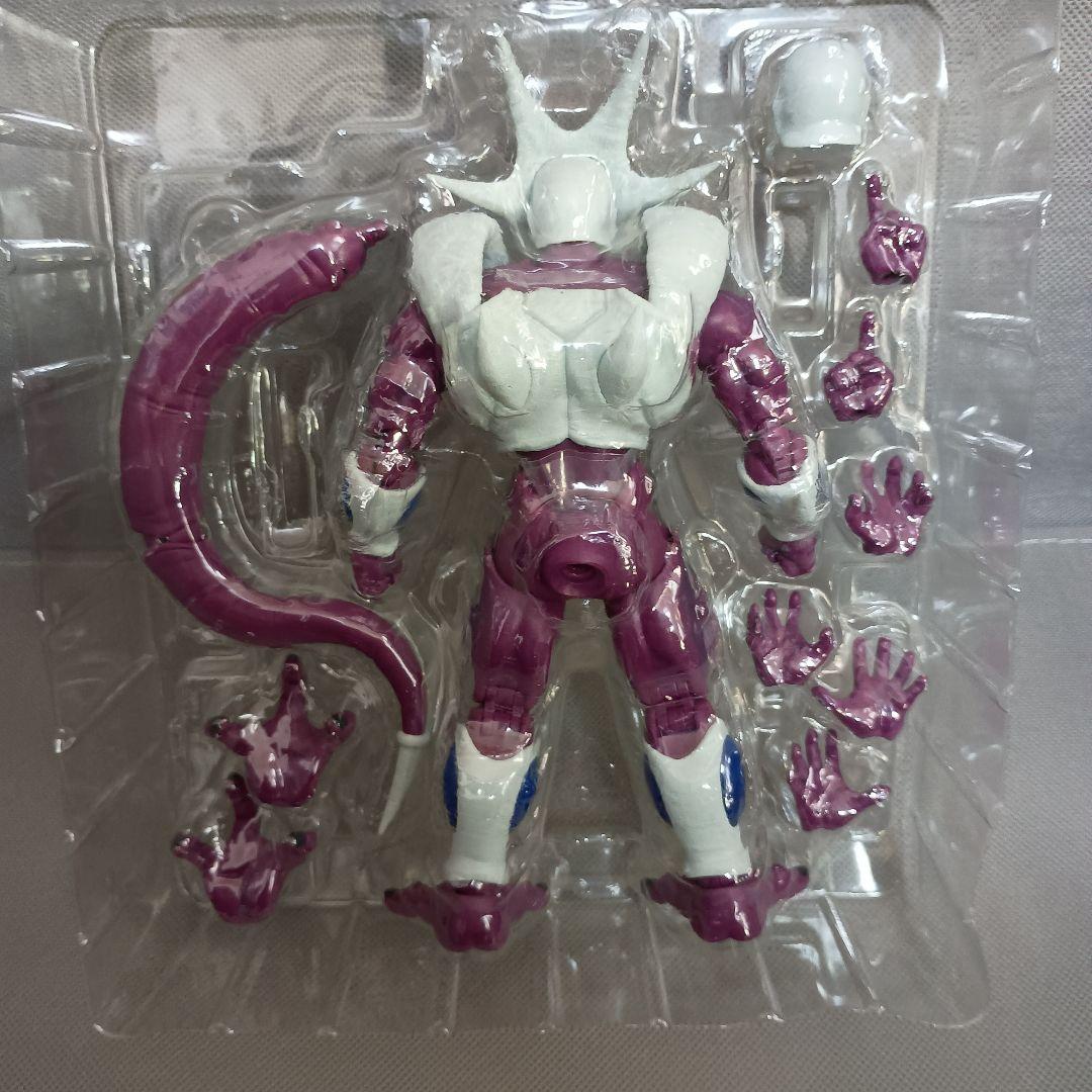 ドラゴンボール　フィギュアーツ クウラ　フィギュア　SHフィギュアーツ