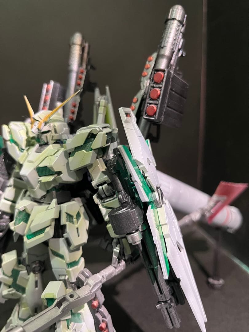HGUCフルアーマーユニコーンガンダム（デストロイモード）完成品　年末年始セール