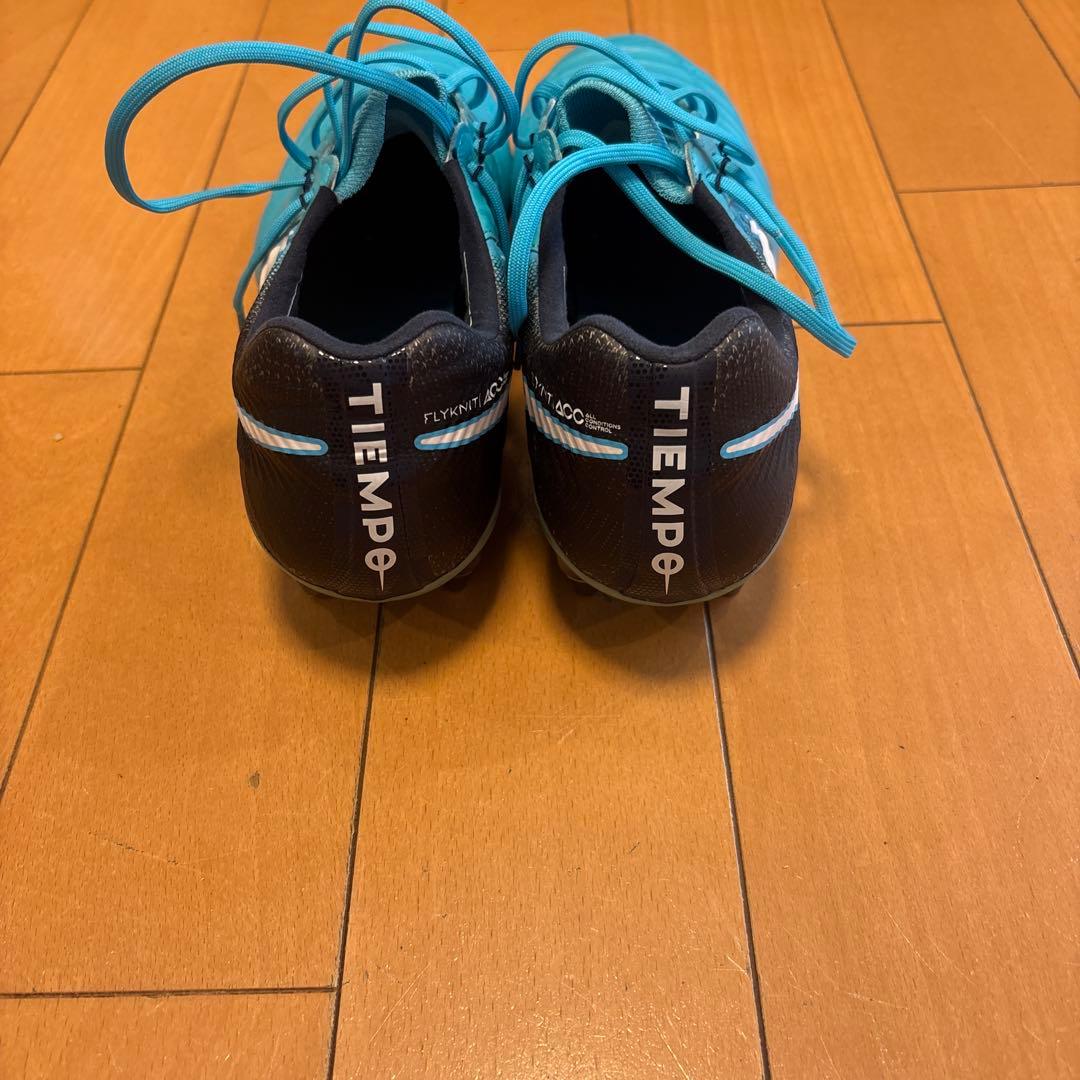 ナイキ ティエンポ レジェンド 7 エリートSG 袋&取り替えスタッド付き