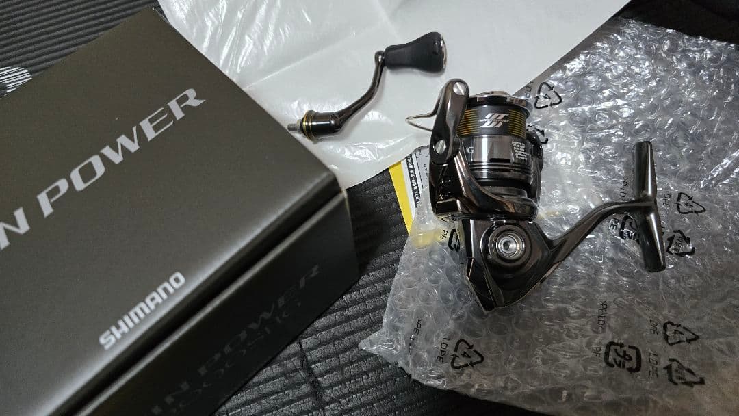 SHIMANO ツインパワーC2000SHG 2026年追加番手 - メルカリ