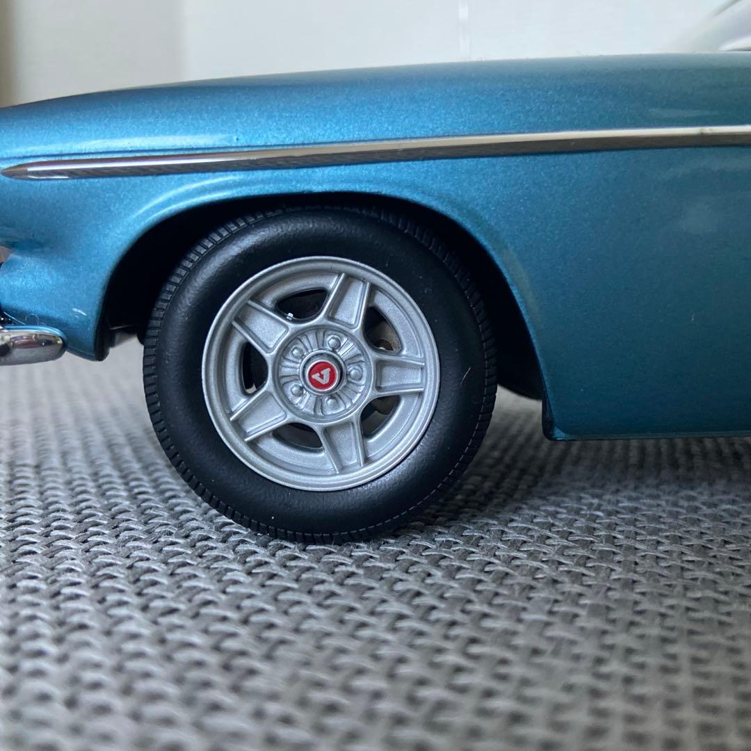 ミニチャンプス 1/18 ボルボ P1800 ES 1971 メタリックブルー