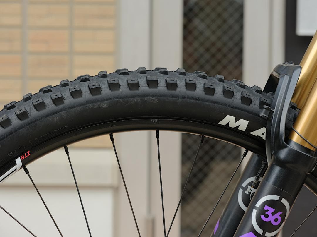 Commencal Meta AM V4.2 コメンサル サス+ホイールSet - メルカリ