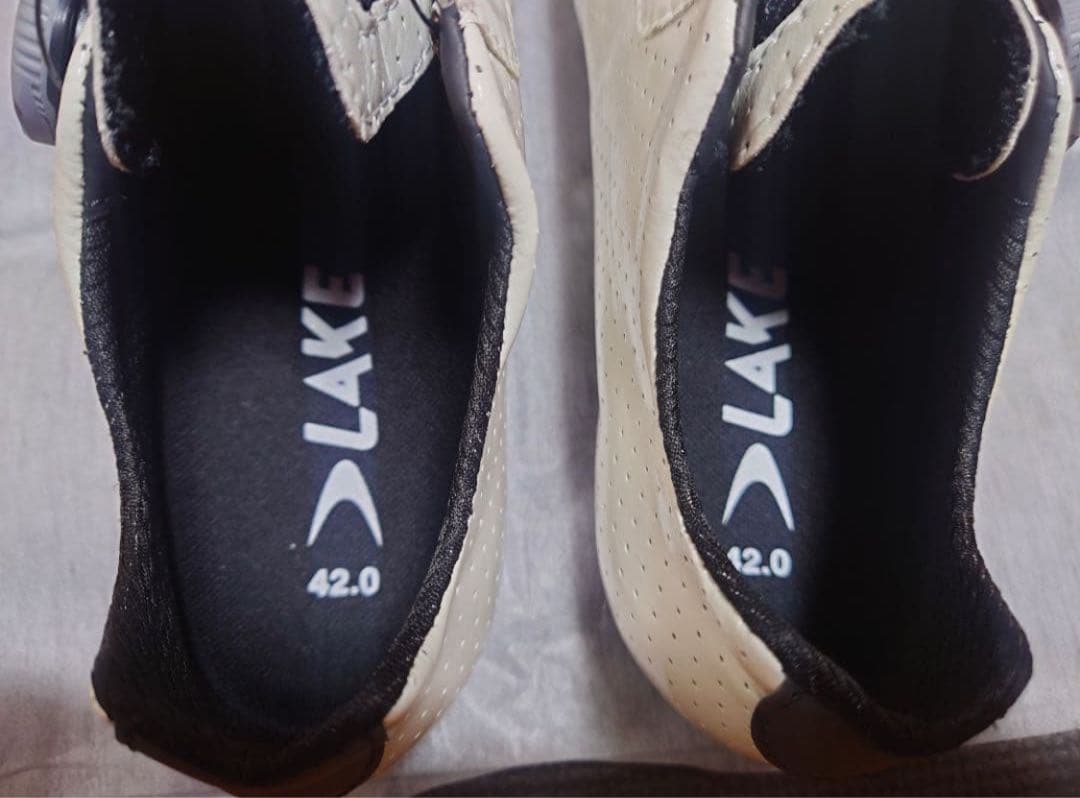定価44000円　165g超軽量LAKE CX301 シューズ 26.5cm