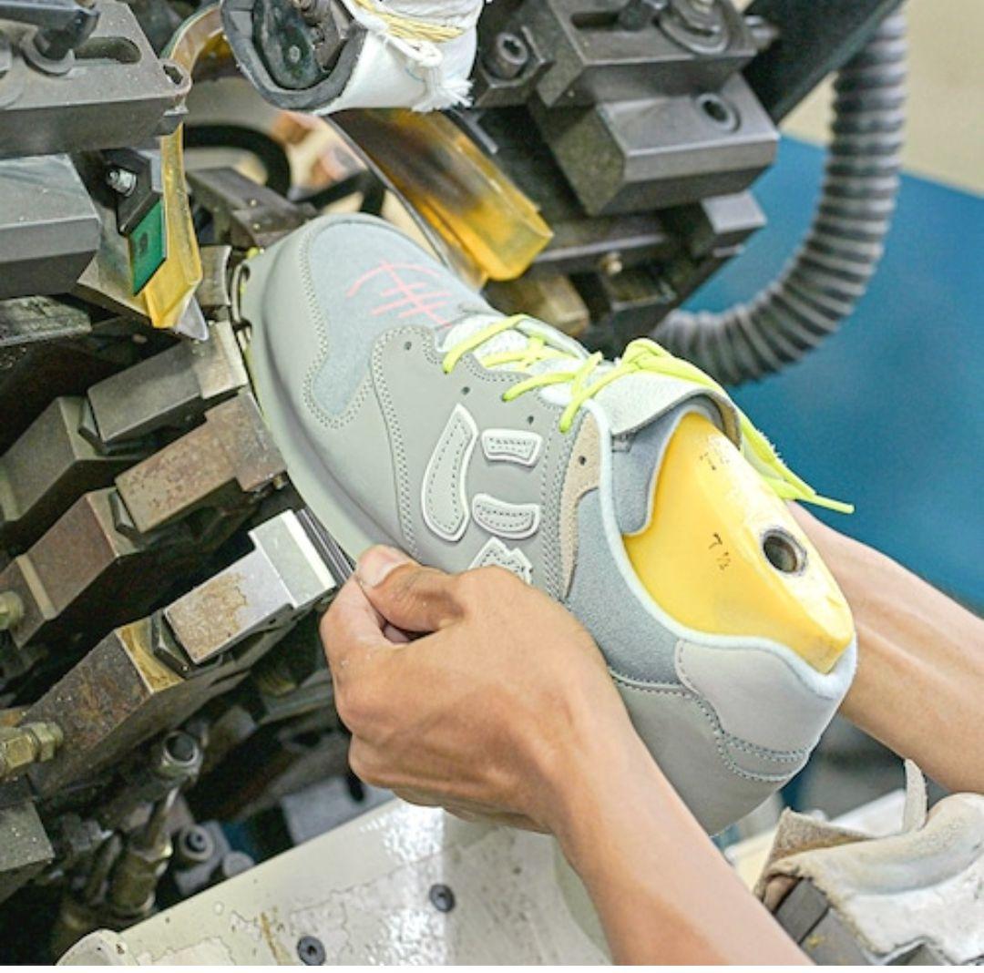 にゅ～ず『GRAY』10周年限定モデル - メルカリ