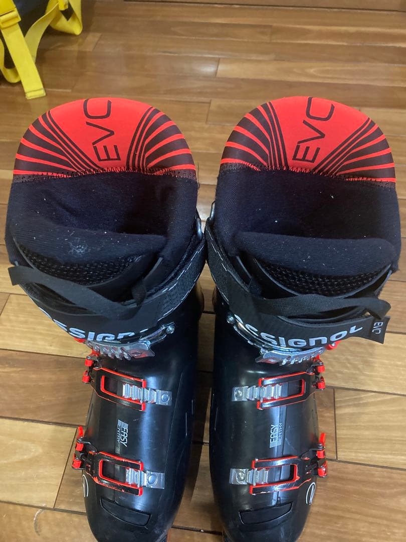 ROSSIGNOLロシニョールEVO70 スキーブーツ　27.5cm