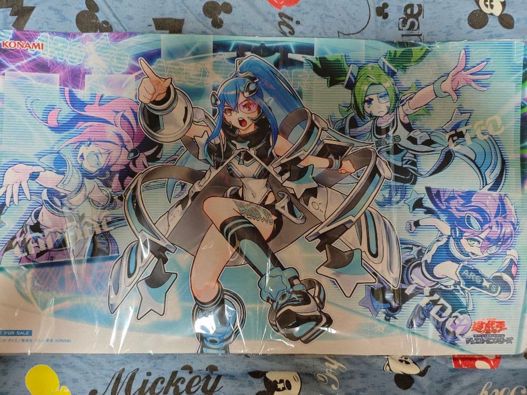 青眼の白龍とアルゴスターズのプレイマット