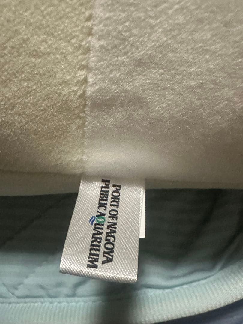 ゆ*り様 名古屋港水族館　くじ特賞 白いクジラ ぬいぐるみ 約95センチ