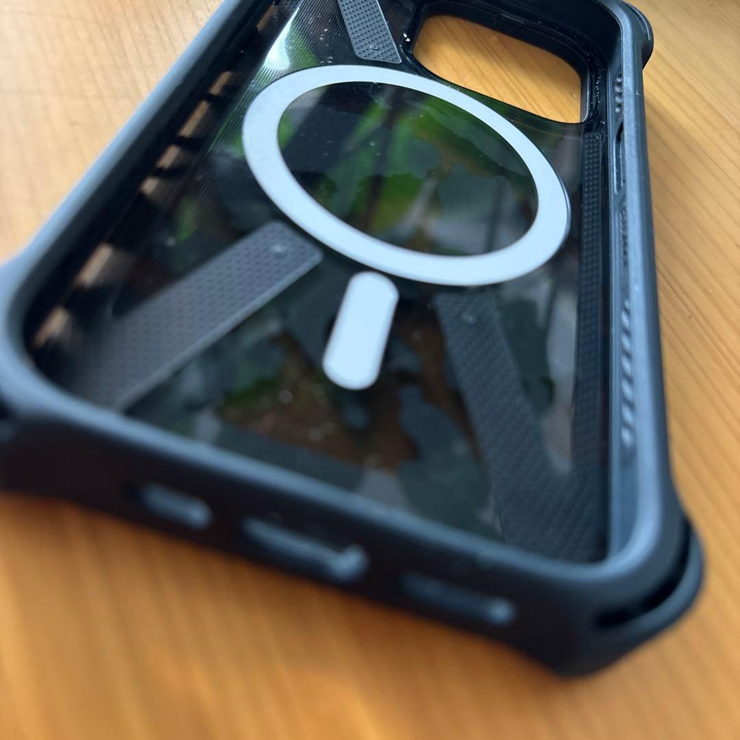 CASETIFY 犬デザイン iPhoneケース - メルカリ