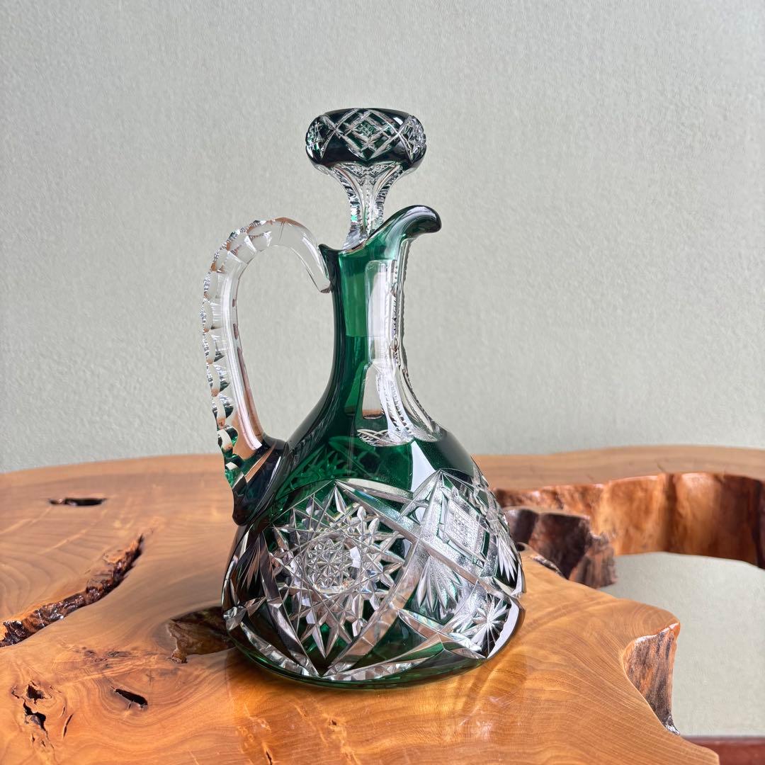 【YienThot】切子ガラス デキャンタ カットガラス ガラス栓付 25 アンティークガラスの美しい食器、イギリスから届いたダイヤカットが