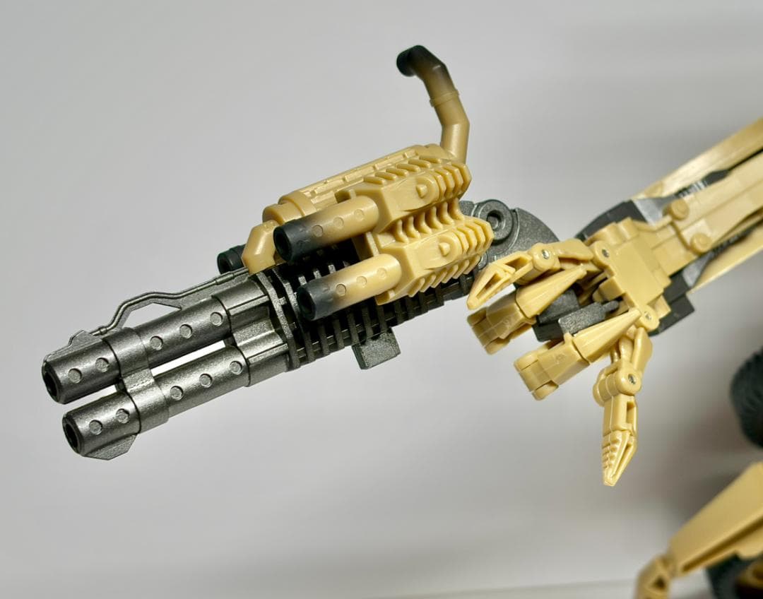 非正規TF　ボーンクラッシャー　トランスフォーマー