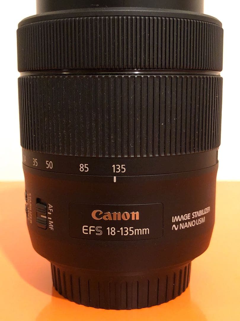 ジャンクCanon EF-S 18-135mm ズームレンズ