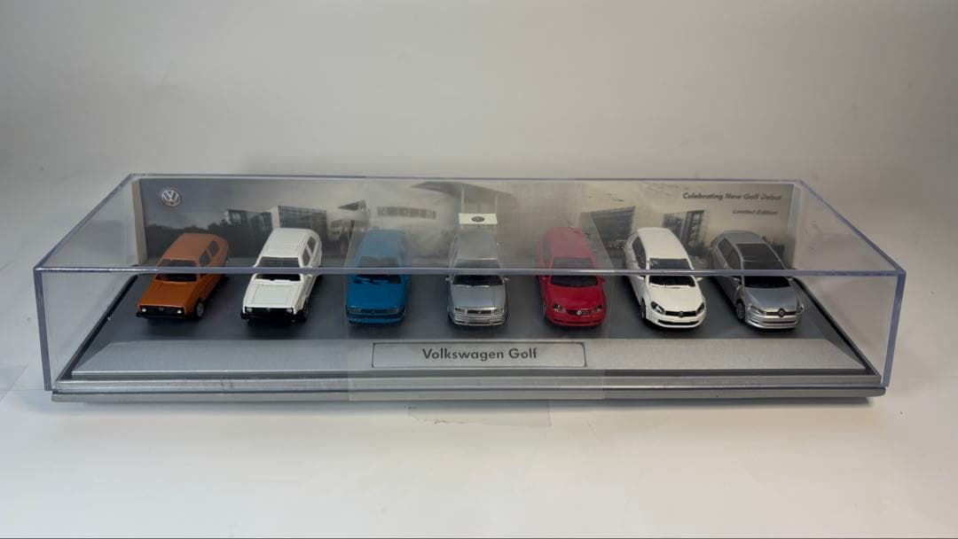 VW Golf Ⅰ〜Ⅶ 歴代ミニカーセット [ノベルティ 非売品］ ミニカー 1/18 フォルクスワーゲン ゴルフ DNA COLLECTIBLES 1/18
