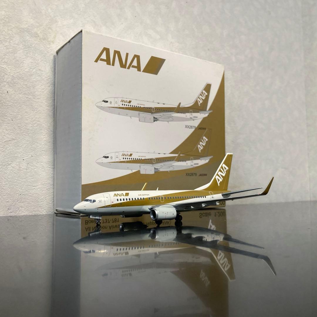JC Wings] 1/200 ANA B737-700 (ゴールドジェット) - メルカリ