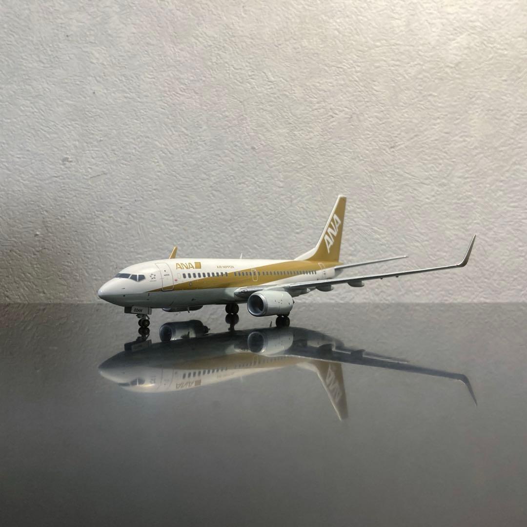 JC Wings] 1/200 ANA B737-700 (ゴールドジェット) - メルカリ