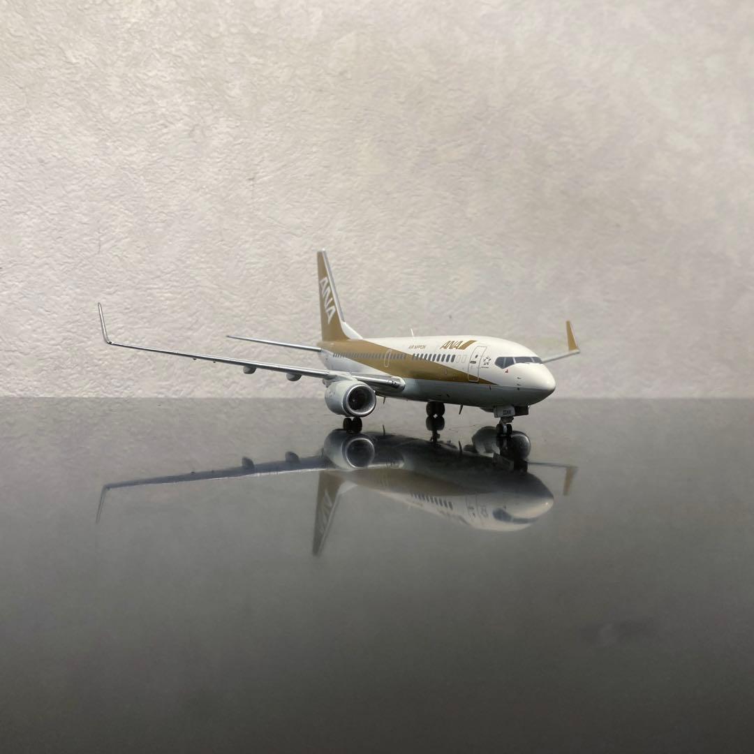 JC Wings] 1/200 ANA B737-700 (ゴールドジェット) - メルカリ