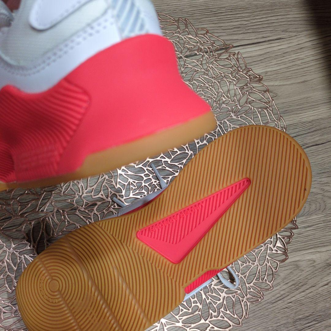 【完売品】アンダーアーマー　UAレイン リフター 24.5cm