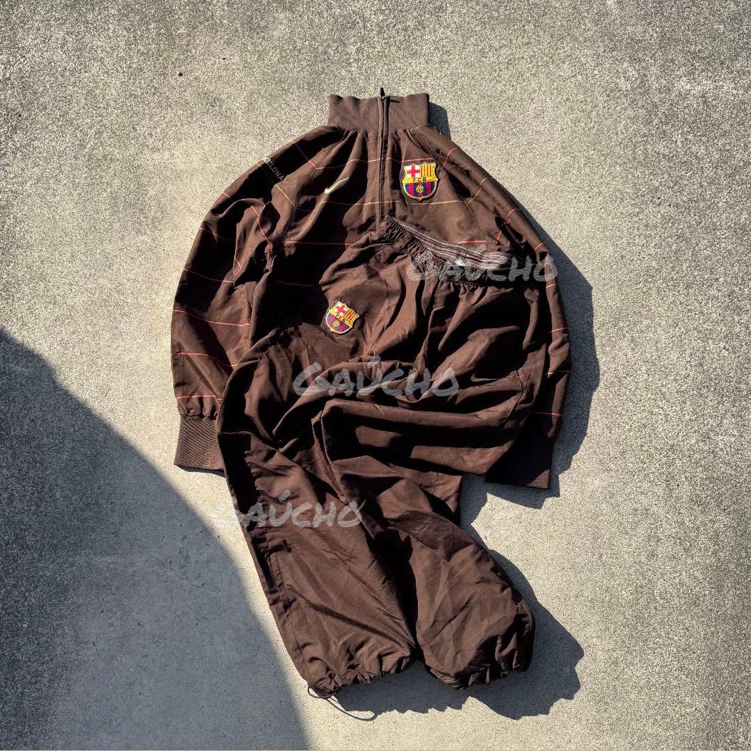 ナイキ バルセロナ アンセムジャケット ナイロンジャケット ジャージ 美品 NIKE製 バルセロナアンセムジャケット Sサイズ/刺繍ロゴ/ブルー