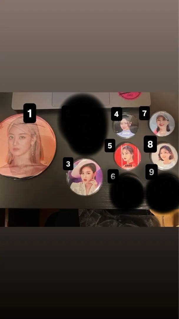 TWICE ジヒョ 缶バッジまとめ売り バラ売り⭕️ 即購入❌ - メルカリ