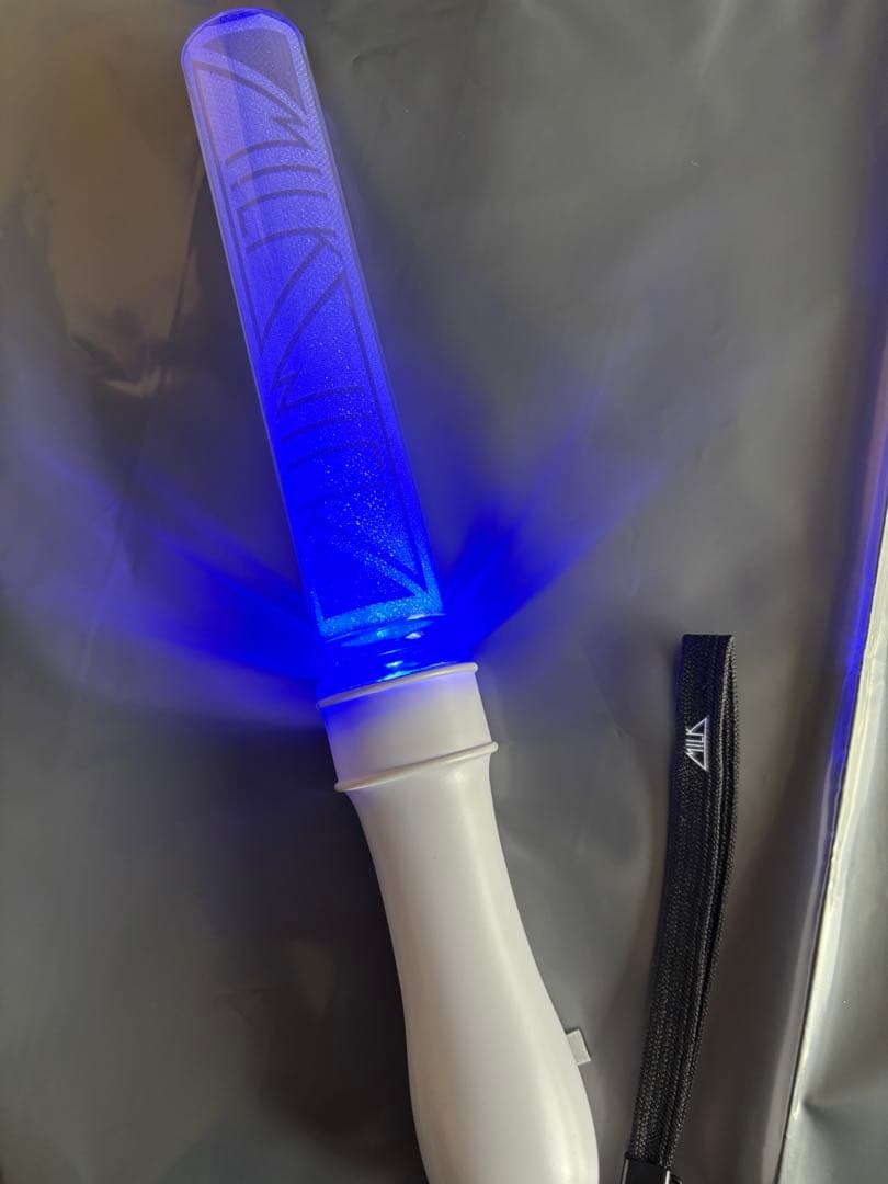 M!LK 2022 CIRCUS ペンライト カラチェン　5色