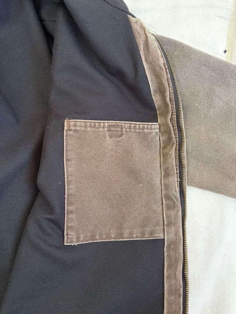 Carhartt アクティブジャケット 岸優太着用モデルと同配色 ブラウン