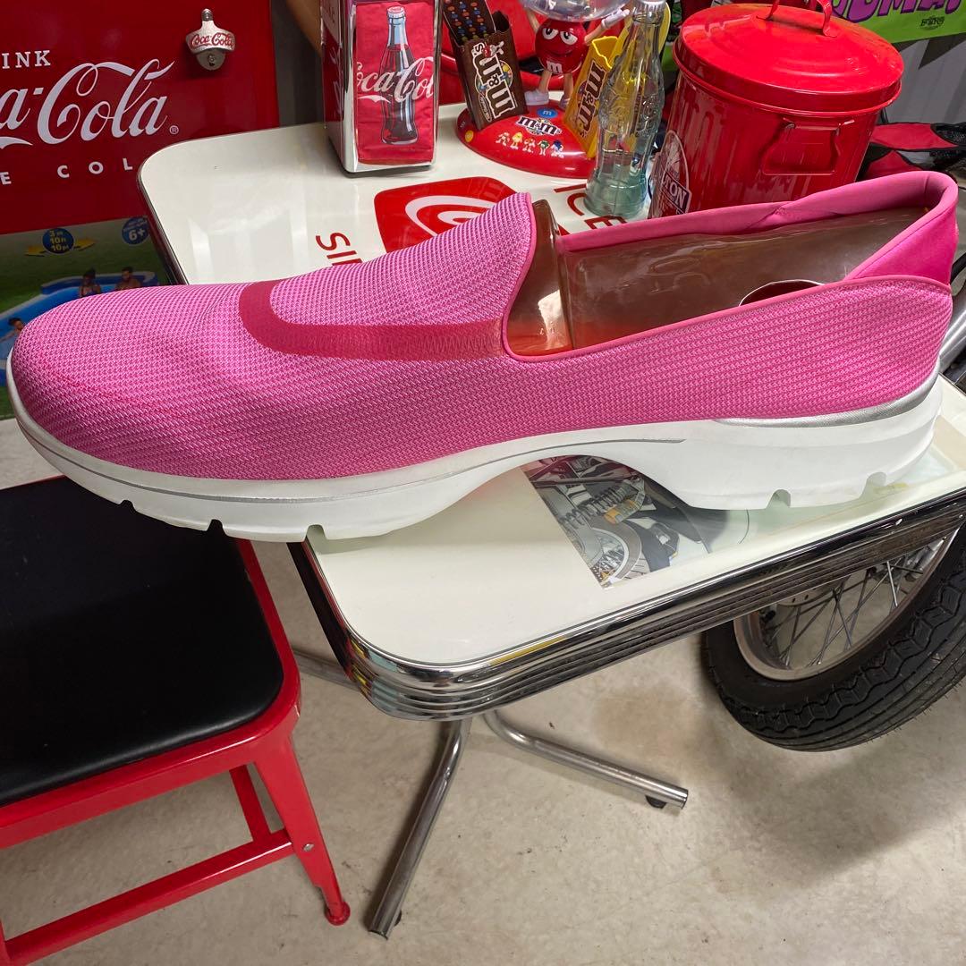 Skechers 特大スニーカー　非売品ディスプレイ スケッチャーズ 販促品 SKECHERS（スケッチャーズ） ウノ スタンド オン エア レディース