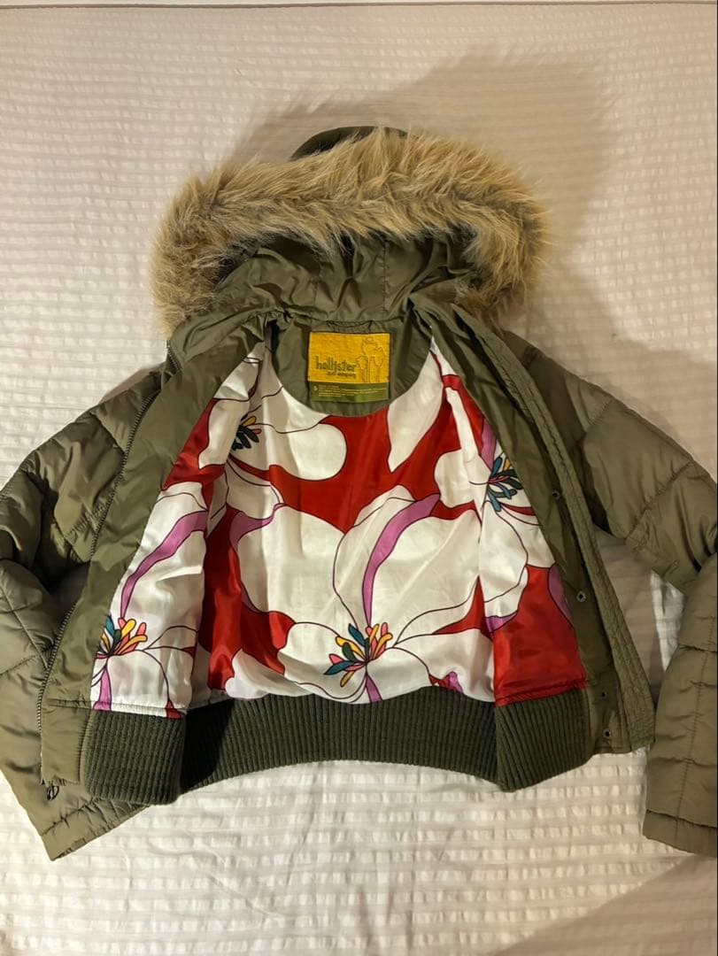 hollister ファーフード y2k ダウン - メルカリ