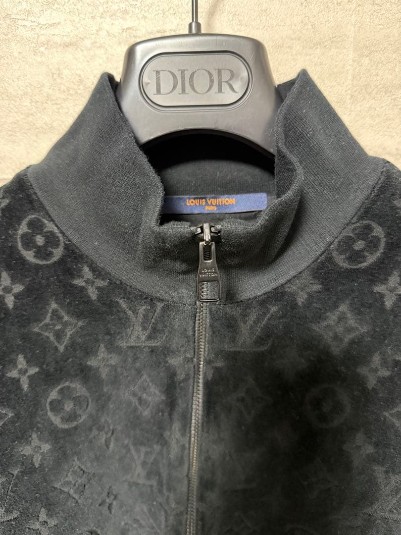 ルイヴィトン 18AW モノグラム柄ベロアトラックジャケット - メルカリ