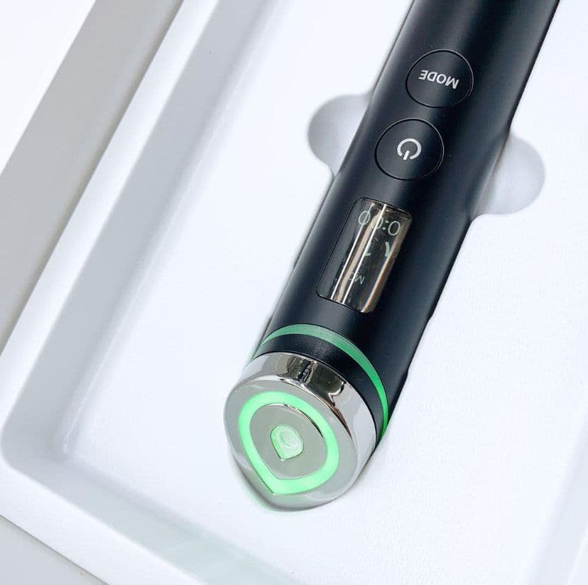 《新品未使用⭐️付属品完備》メディキューブ ブースター プロ AGE-R EMS