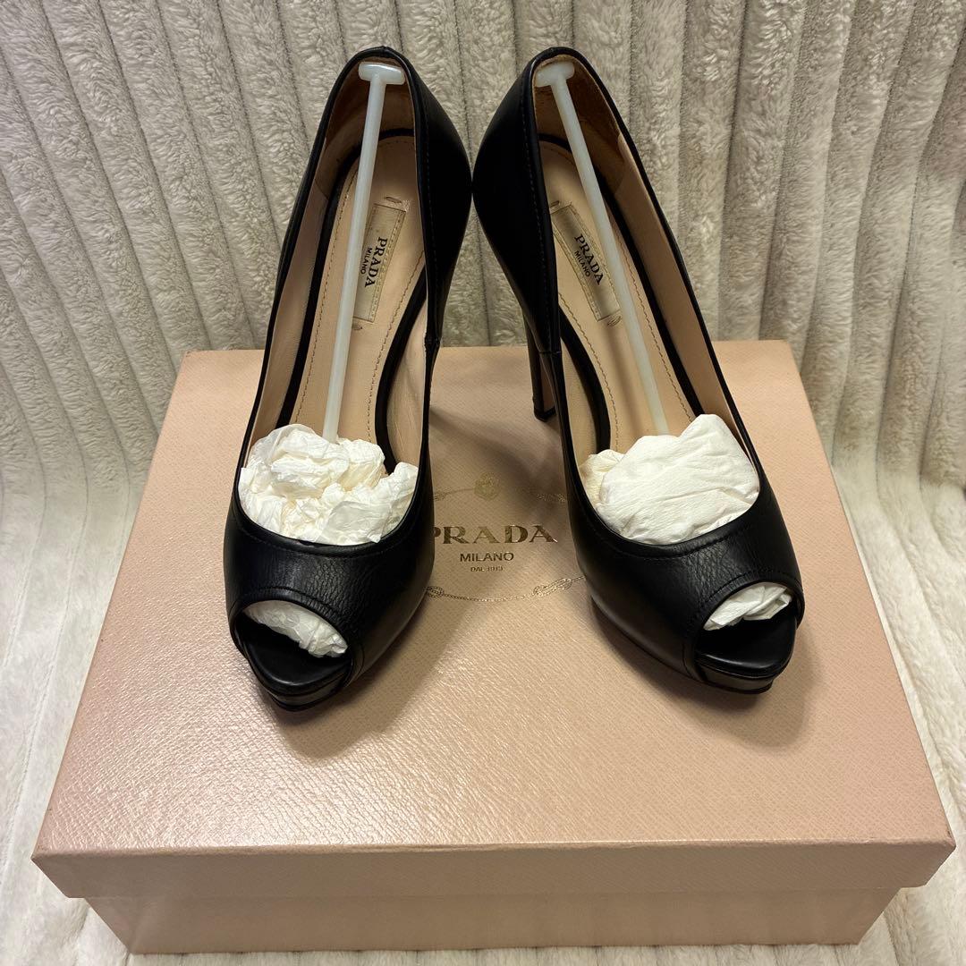 PRADA ブラックオープントゥハイヒール 関税負担なし☆PRADA プラダ ロゴ チャンキーヒール ローファー (PRADA