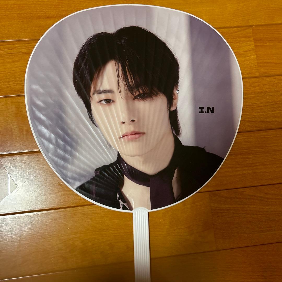 straykids スキズ アイエン うちわ 5-star - メルカリ